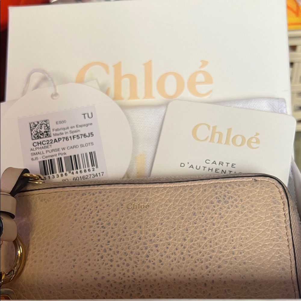 Full inclusion Authentic Chloé cement pink leather small wallet